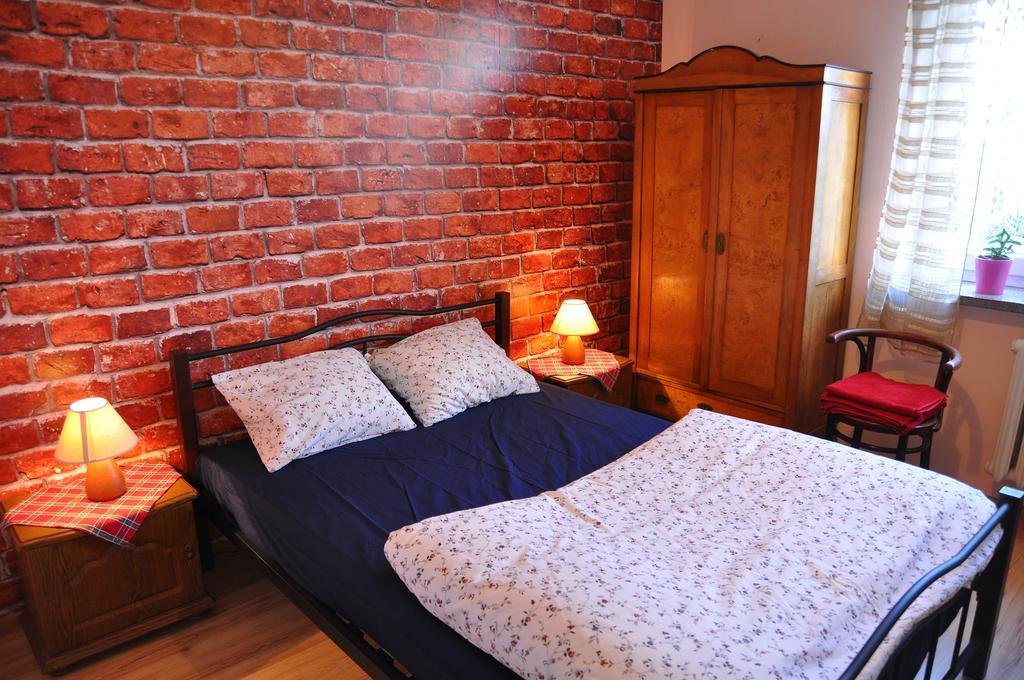 Cozy apartment in Tarnów Exterior foto